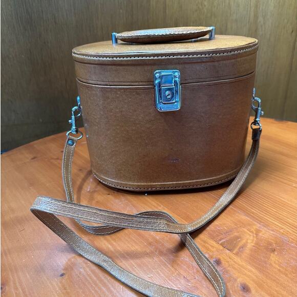 Vintage Brown Leather Train Case - Crossbody - Picture 1 of 11